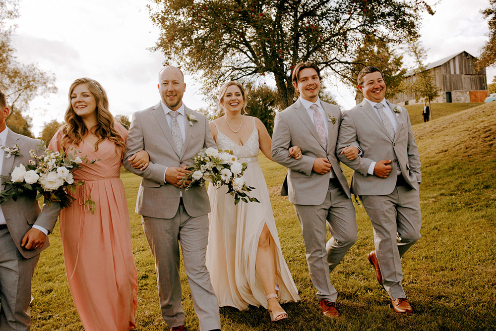 bridal party at Heritage View Barn Wedding