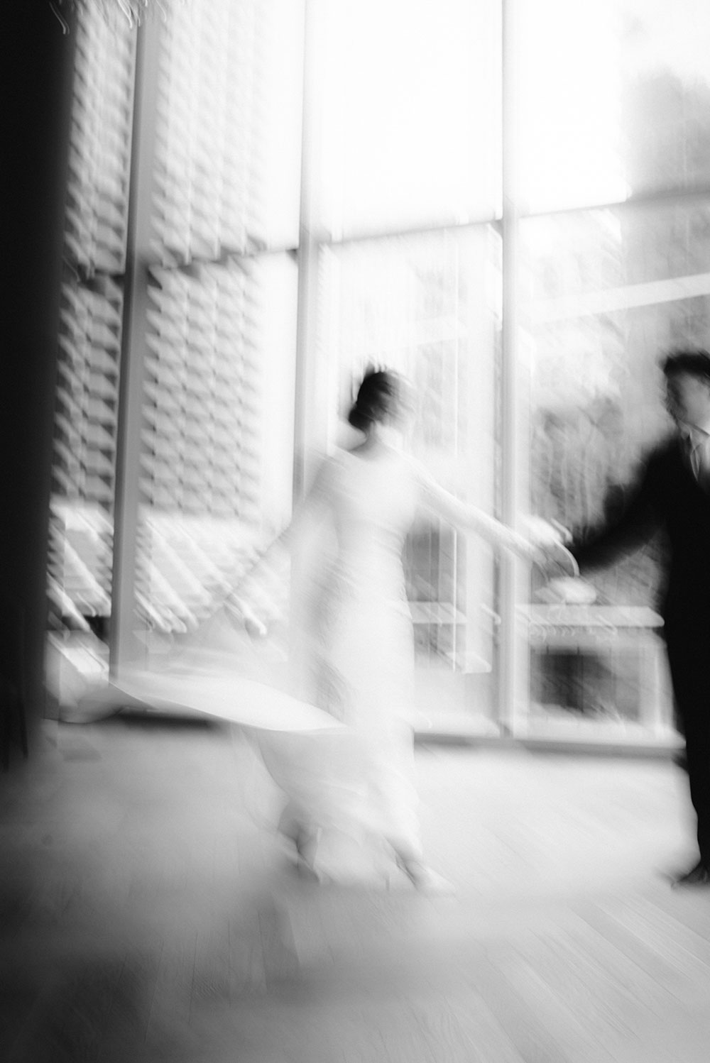 Shangri-La Hotel Toronto Wedding bride & groom dance in museum room