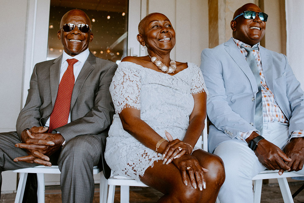 guests await the arrival of the bride at this Bayview Golf Wedding ceremony