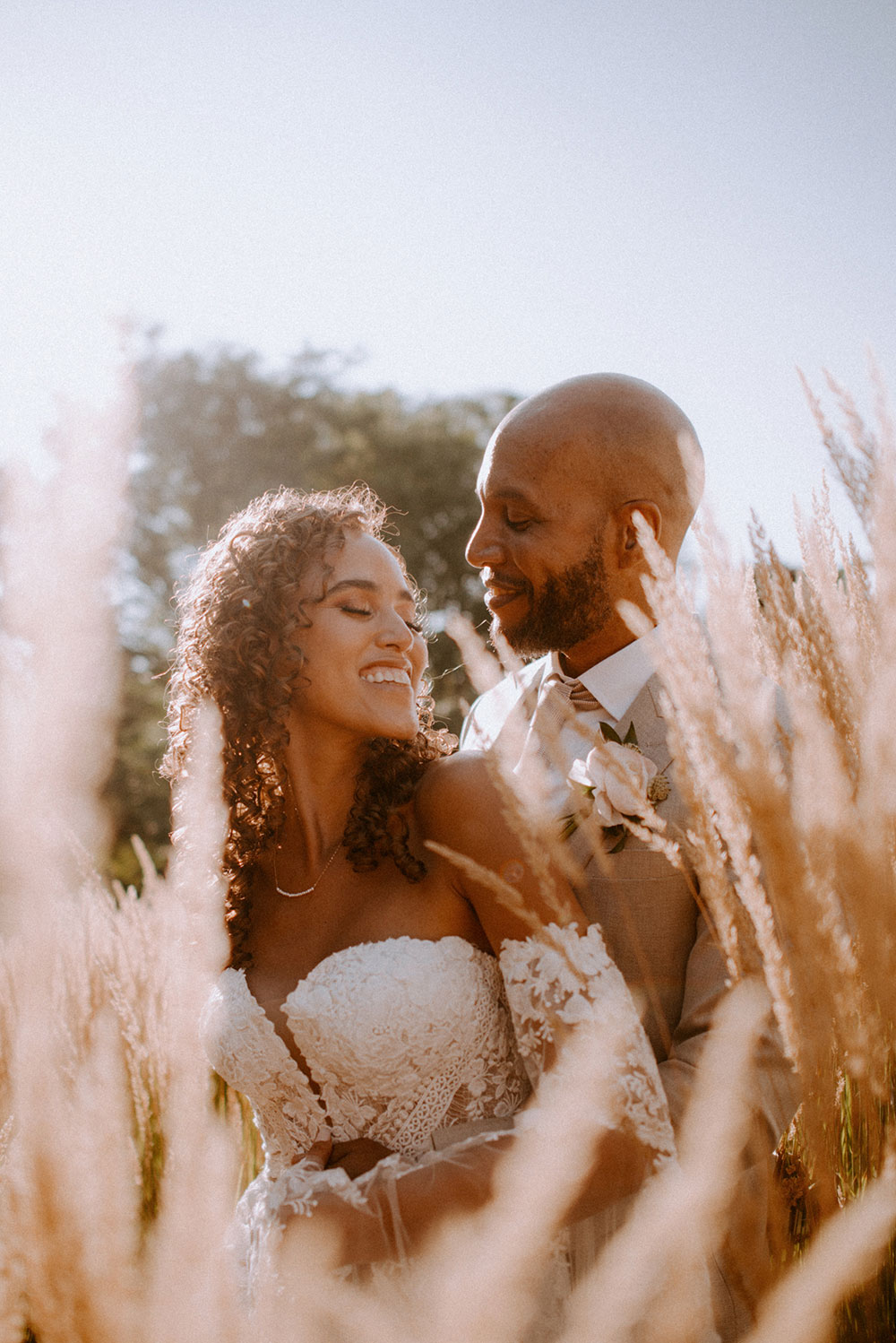 sunset portrait of the bride and groom drive at this Bayview Golf Wedding