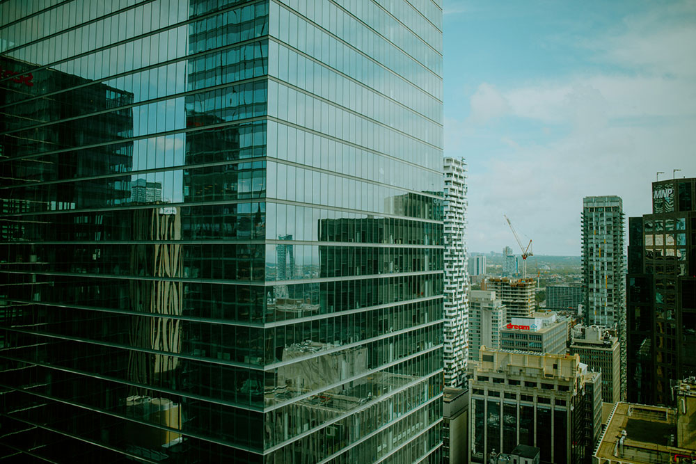 mildred's temple kitchen wedding photography of the brides view of toronto from her suite in the st. regis hotel 