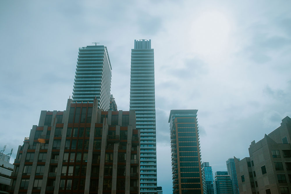 Sassafraz Yorkville Wedding Photography of the view from the brides hotel room at the W hotel