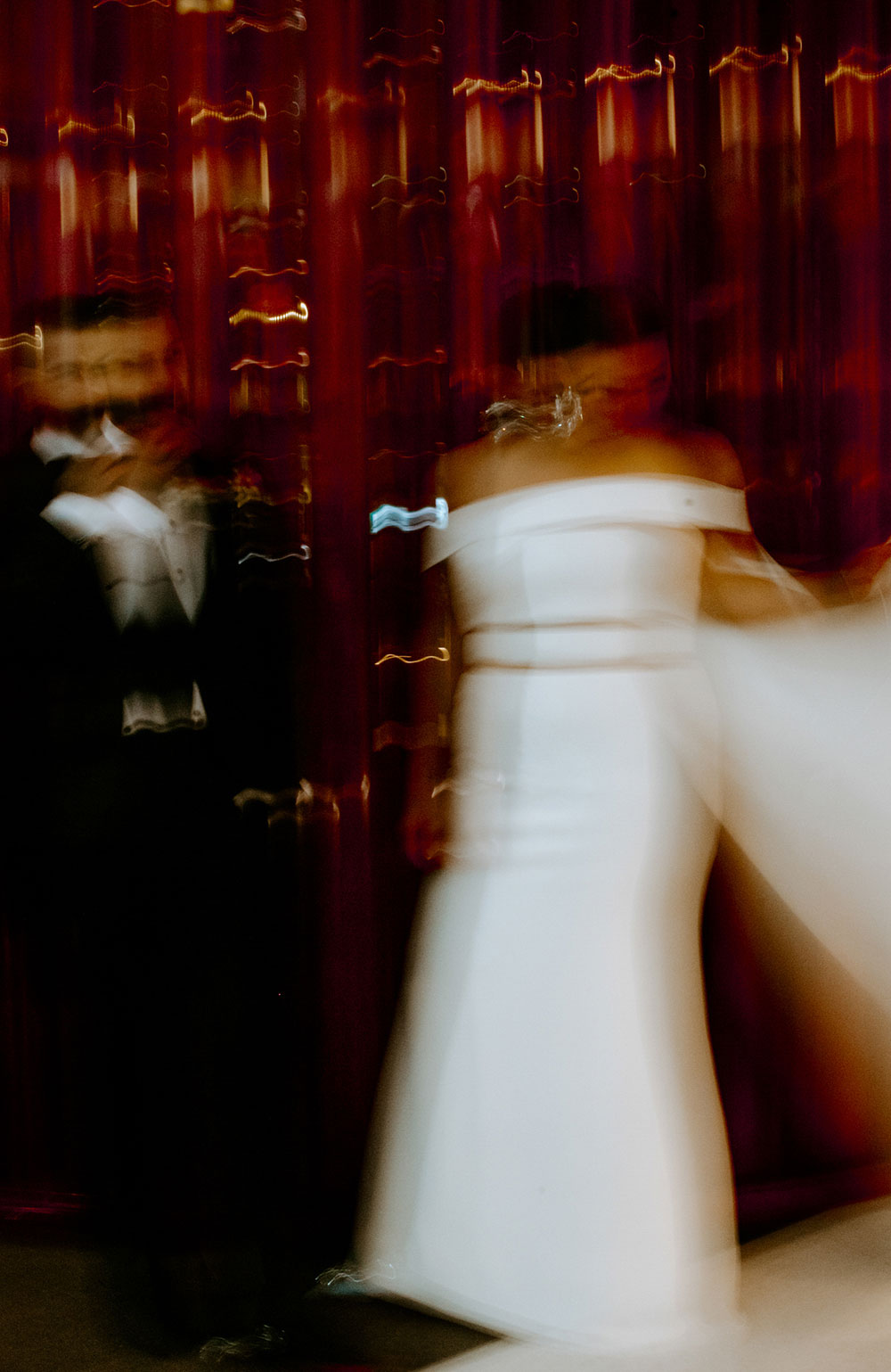 Sassafraz Yorkville Wedding Photography of the bride & groom posing around the lounge & bar at the W hotel 