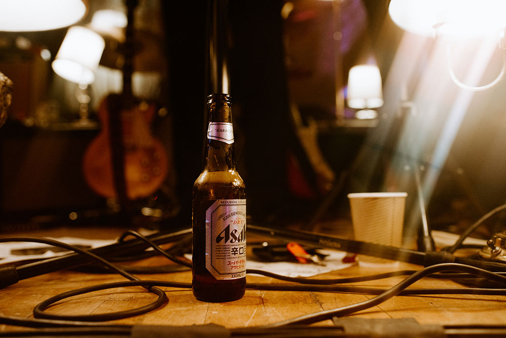 Beer sits on a stage at this Toronto Jewish Wedding 
