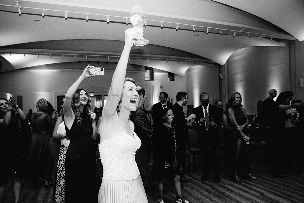 Bride reacts to her Groom surprise performs a Rock Opera at a Toronto Jewish Wedding