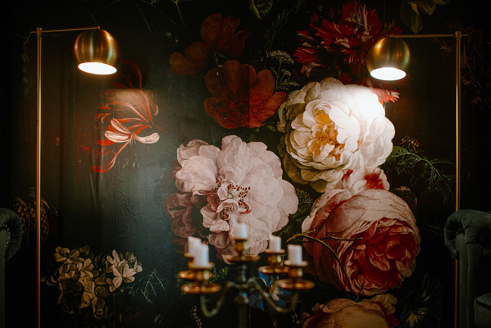 wall paper of giant florals at this Northridge Inn Wedding venue